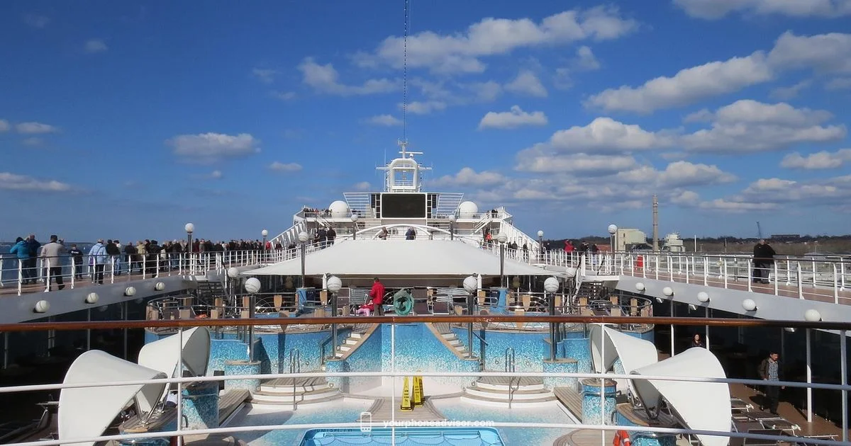 Connectivity at Sea - Your Phone Advisor