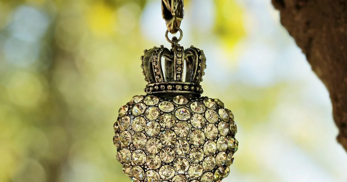 Phone Charm Guide - Your Phone Advisor
