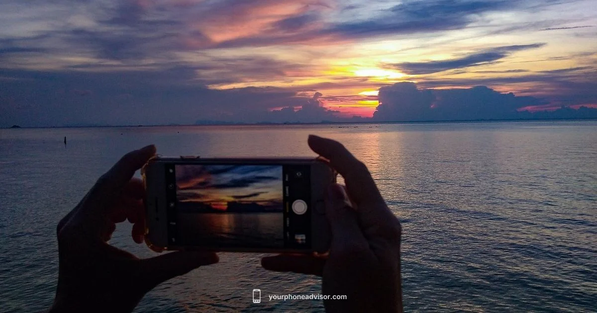 Eyes on Screen - Your Phone Advisor